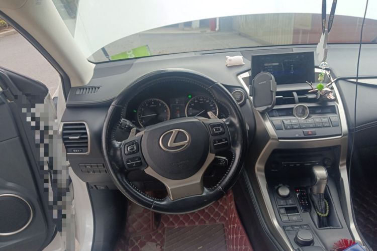 Used Lexus NX 2015 200T All-Wheel-Drive Fēngshàng Edition
