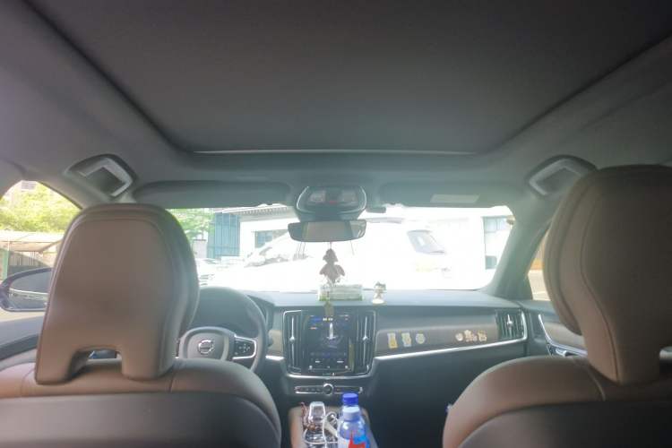 Used Volvo S90 2024 B5 Zhiyuan Luxury Edition