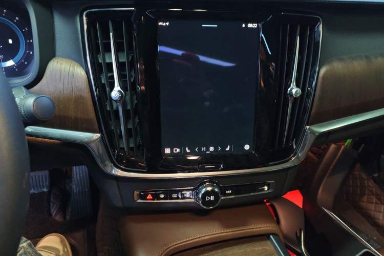 Used Volvo S90 2023 B5 Zhiyuan Luxury Edition