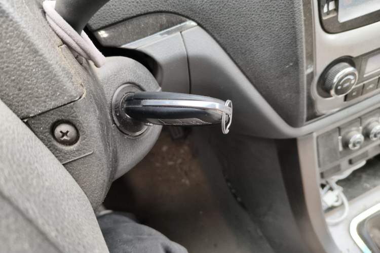 Used Geely Auto Classic Emgrand 2012 Sedan 1.8L Manual Comfort Model
