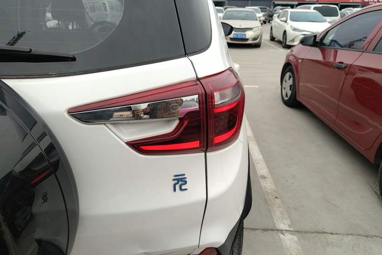 Used BYD Yuan New Energy 2018 EV360 Smart Connect Cool Edition Right Rear Taillight