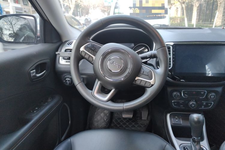 Used Jeep Compass 2017 200T Automatic Family Edition