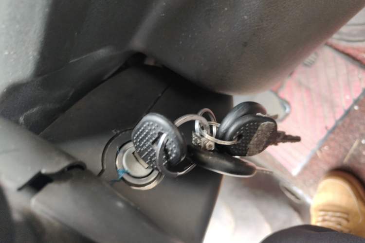 Used Iveco Power Daily 2013 2.8T-V36 Box Truck Vehicle Key