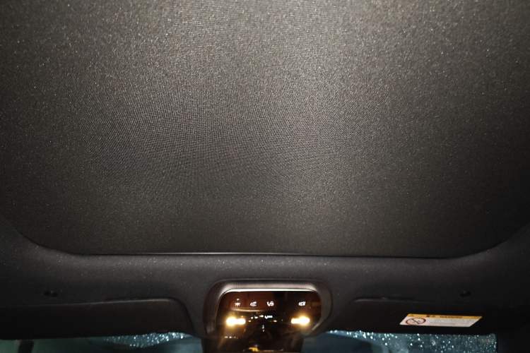 Used Mercedes-Benz C-Class 2023 Second Facelift C 260 L Starry Night Sports Edition