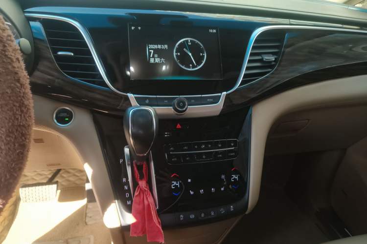 Used Buick GL8 2017 ES 28T Flagship Model China V Standard
