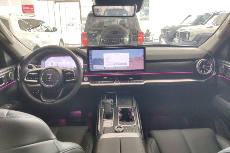 Used Tank 400 New Energy 2024 Hi4-T Off-Road Edition Center Console