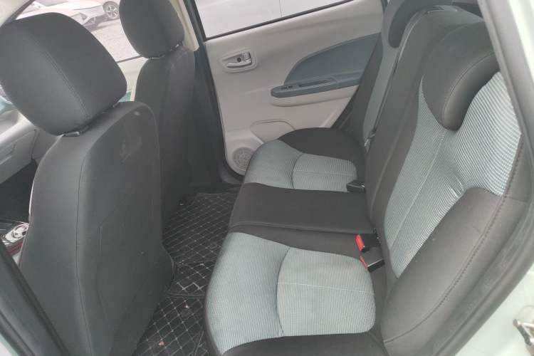 Used CHANGAN Benni E-Star 2021 National Edition Colorful Version Lithium Iron Phosphate (31.86 kWh) Left Rear Seat