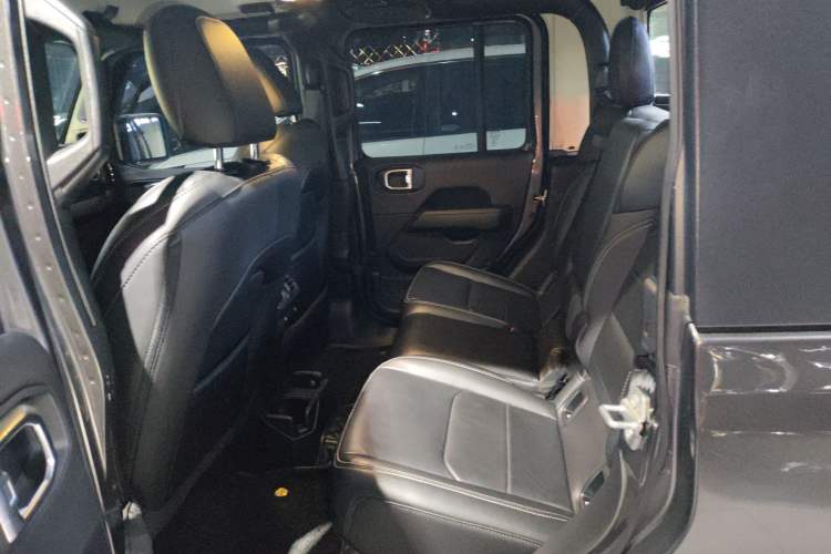 Used Jeep Gladiator 2022 3.6L Pioneer Edition