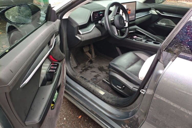 Used Zeekr 001 2022 Long-Range Dual-Motor WE Edition Driver Seat