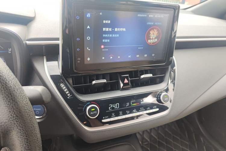 Used Toyota Levin 2022 Dual-Engine 1.8H E-CVT Luxury Edition Audio And AC Panel