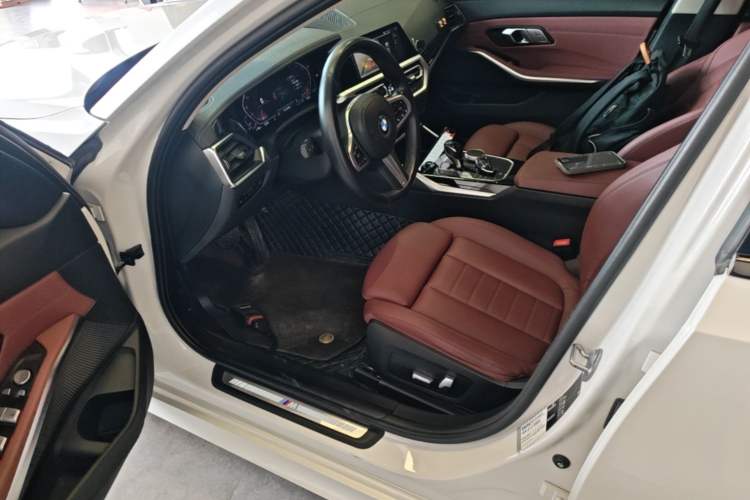 Used BMW 3 Series 2021 Facelifted 320Li M Sport Package

