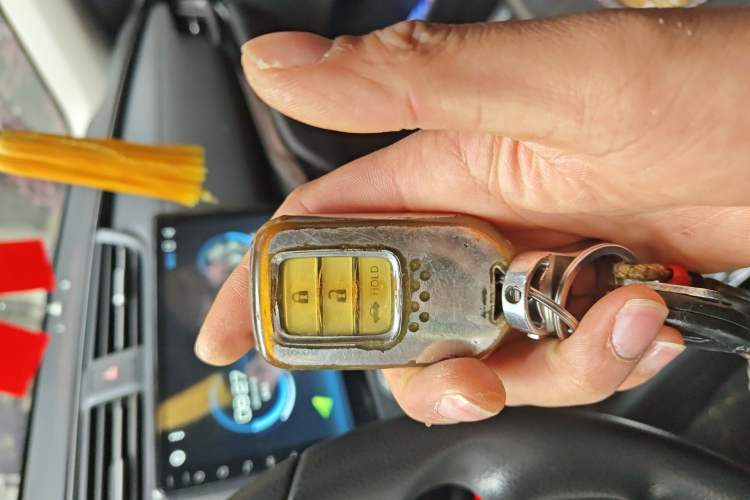 Used Honda Crider 2019 180 Turbo CVT Luxury Edition China VI Emission Standard Vehicle Key