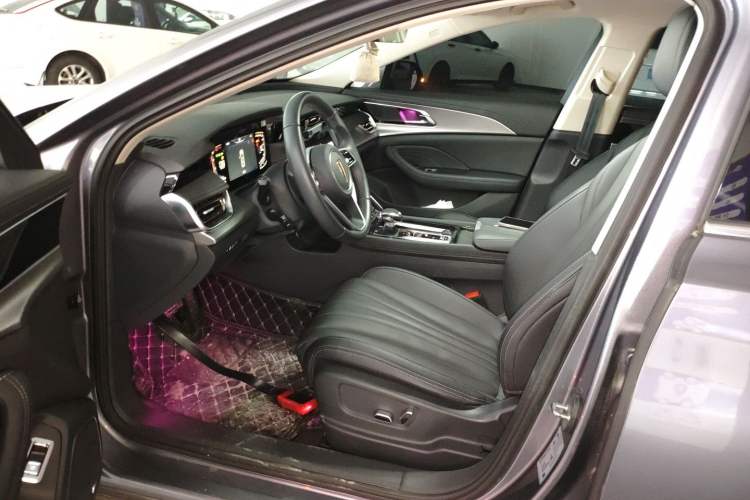 Used Hongqi H5 2023 2.0T Automatic Smart Connect Flagship Edition