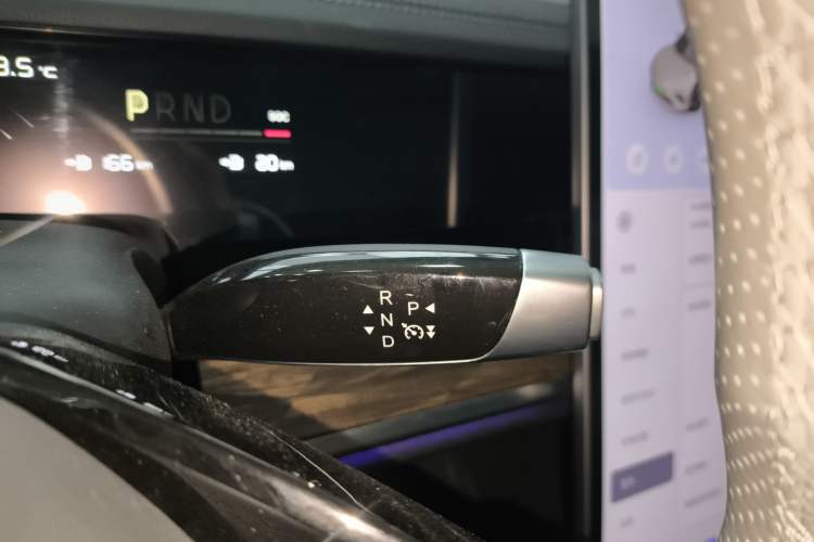 Used NETA S 2024 Revised Version Range-Extended 1060 AR-HUD Edition
