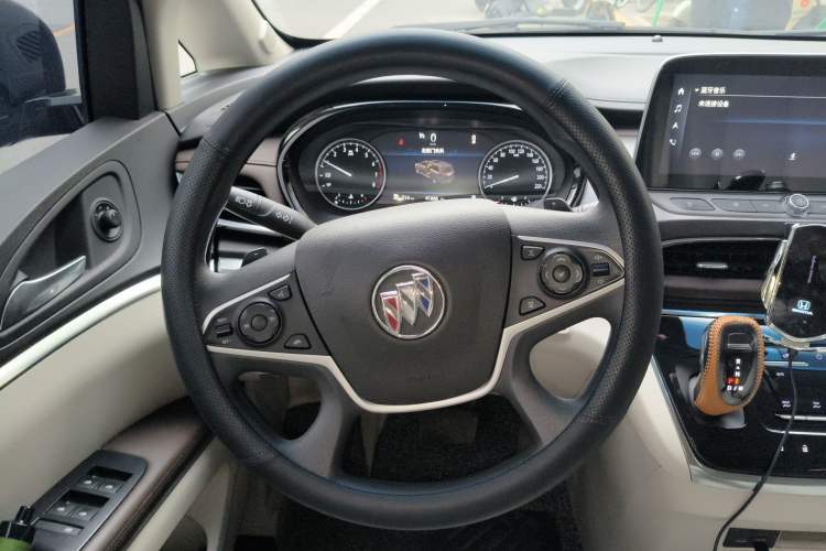 Used Buick GL8 2023 Land Executive Class Smart Enjoyment Model