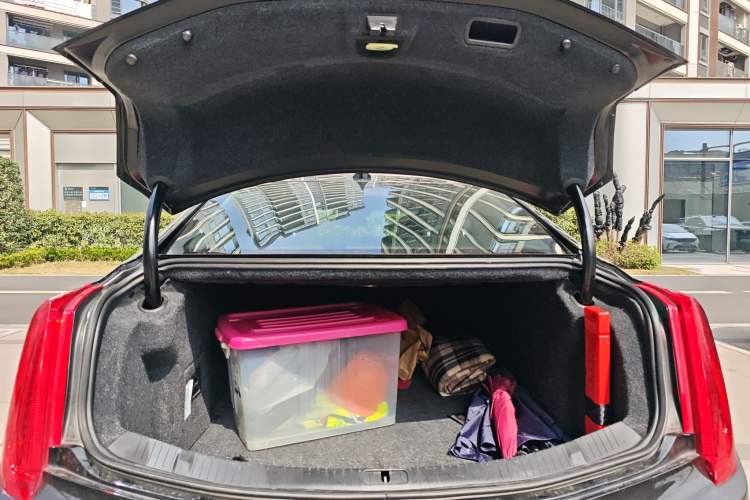 Used Cadillac XTS 2017 28T Luxury Model