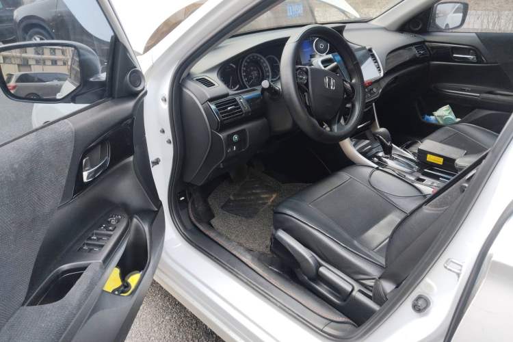 Used Honda Accord 2016 2.0L Comfort Edition Driver Seat