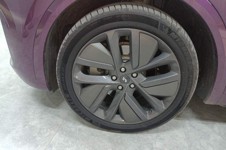 Used Li Auto L9 2024 Ultra Model
