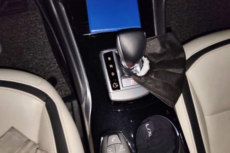 Used Infiniti QX30 2017 1.6T Two-Wheel-Drive Sport Edition