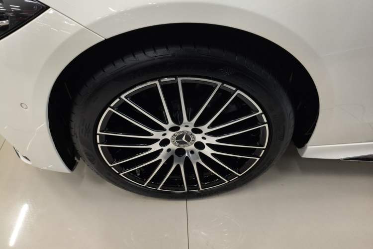 Used Mercedes-Benz C-Class 2022 Restyled C 260 L Sport Edition Exterior 4