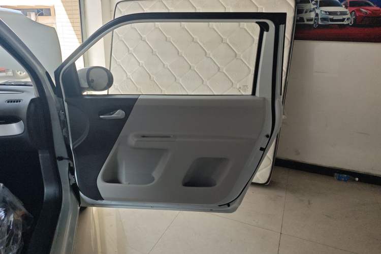 Used Changan Lumin 2025 205km Refreshing Edition
