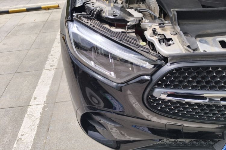 Used Mercedes-Benz GLC 2024 Facelifted GLC 260 L 4MATIC Luxury Version 5 Seats