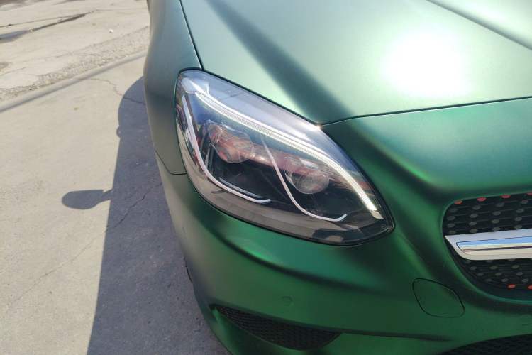 Used Mercedes-Benz SLC 2018 SLC 260 Zhu Yan Special Edition Right Front Headlight