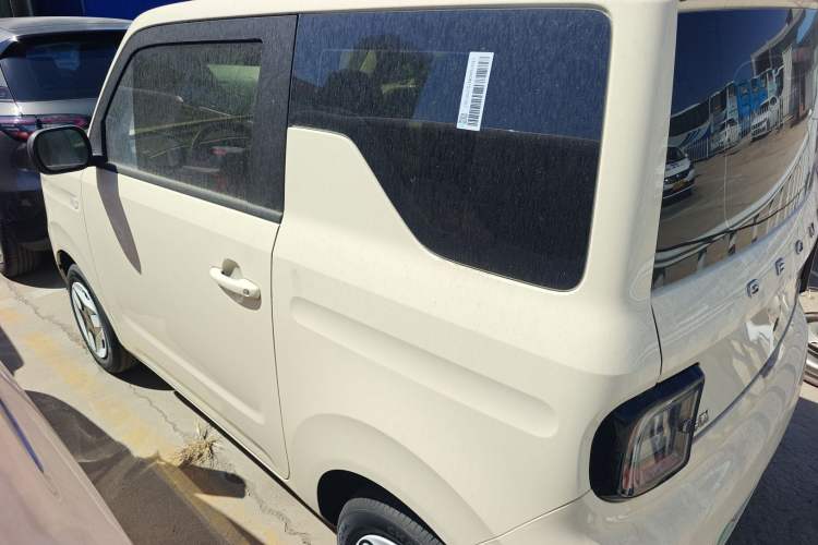 Used Geely Galaxy Panda 2025 210 km – Yuanqi Bear
