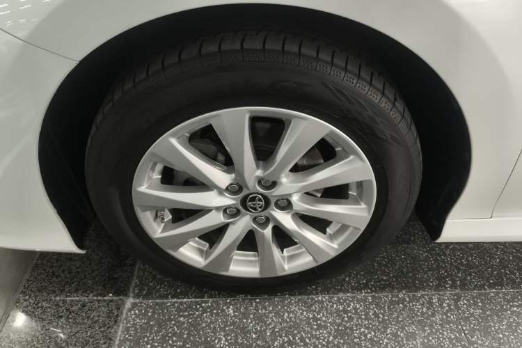 Used Toyota Camry 2019 Revised Version 2.0G Luxury Edition
