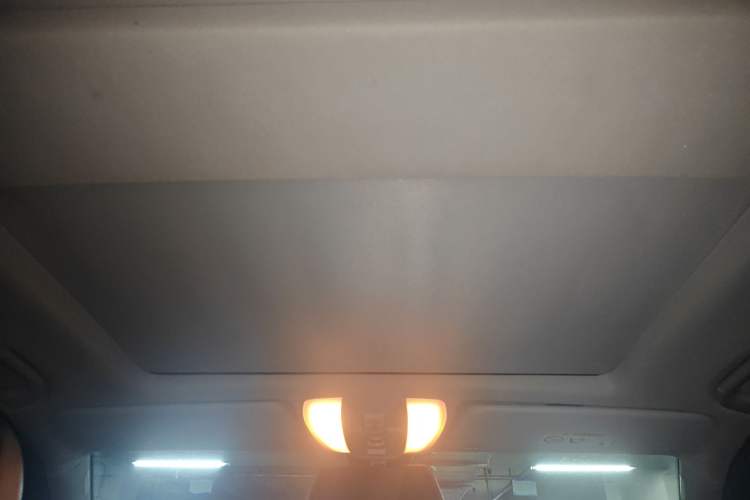 Used Mercedes-Benz GLK-Class 2013 GLK 300 4MATIC Dynamic Sunroof Model Headliner