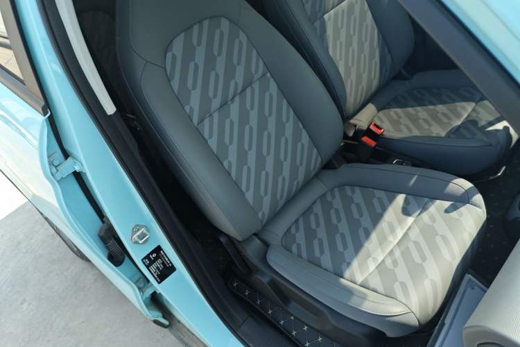 Used Leapmotor T03 2025 403 Comfort Edition Right Front Seat