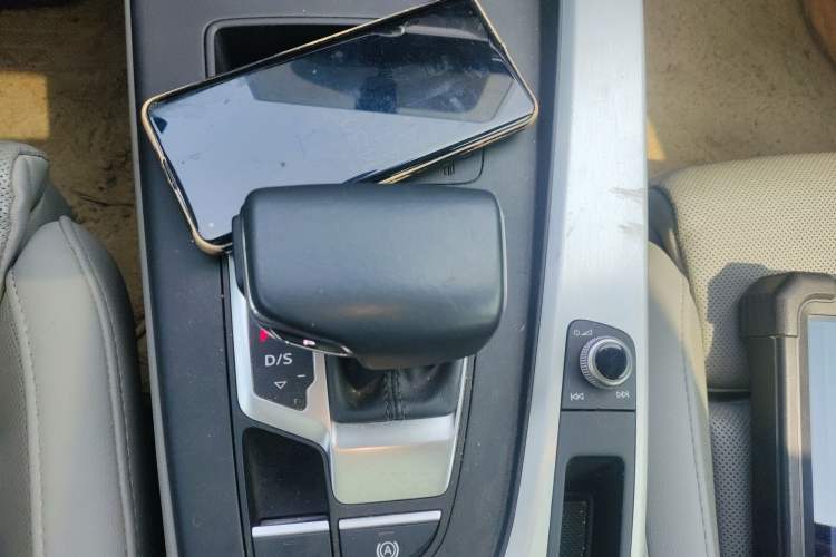 Used Audi A4L 2020 40 TFSI Fashion Dynamic Model
