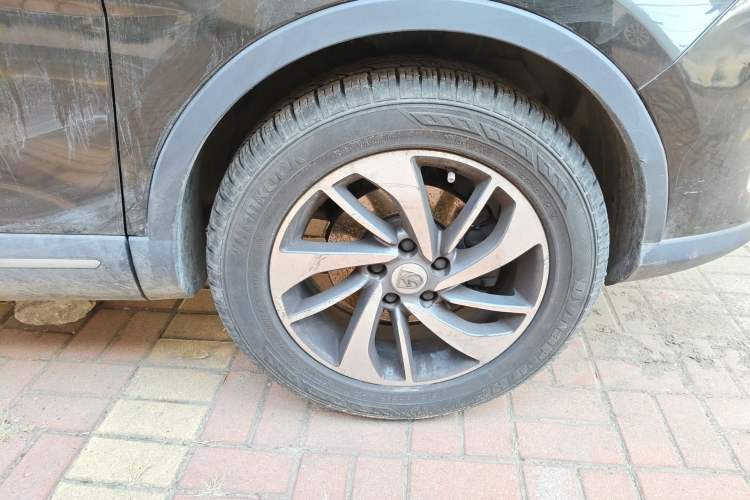 Used Baojun 560 2015 1.8L manual luxury version
