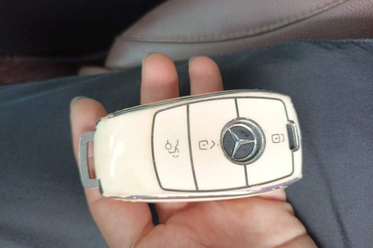 Used Mercedes-Benz GLB 2023 GLB 220 Fashion Model Interior 1