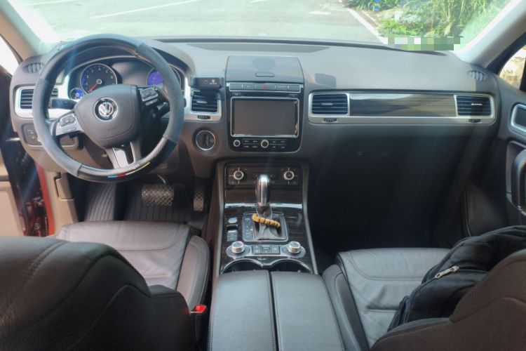 Used Volkswagen Touareg 2016 3.0 TSI Standard Version Center Console
