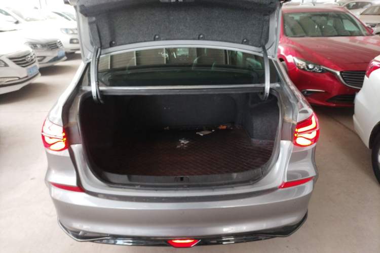 Used Chevrolet Monza 2020 Light Hybrid RS 330T Automatic Comfort Edition