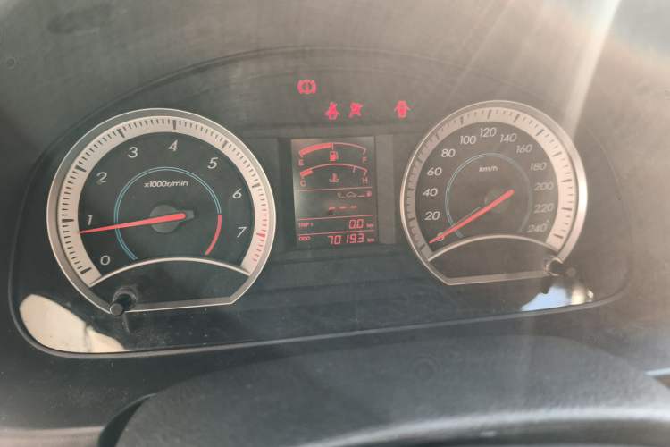 Used Bestune B50 2012 1.6L manual fashion version