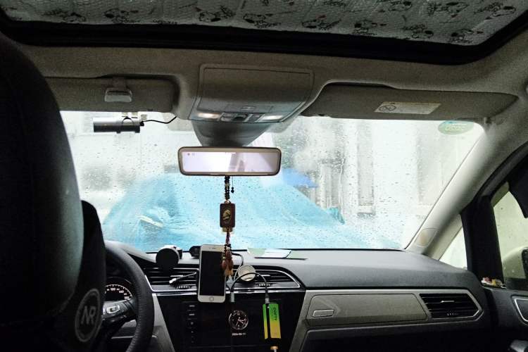 Used Volkswagen Touran 2016 Volkswagen Touran L 280TSI DSG Comfort Edition Headliner