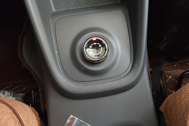 Used Wuling Hongguang New Energy 2025 Extended-Range Hybrid 50KM Comfort Version