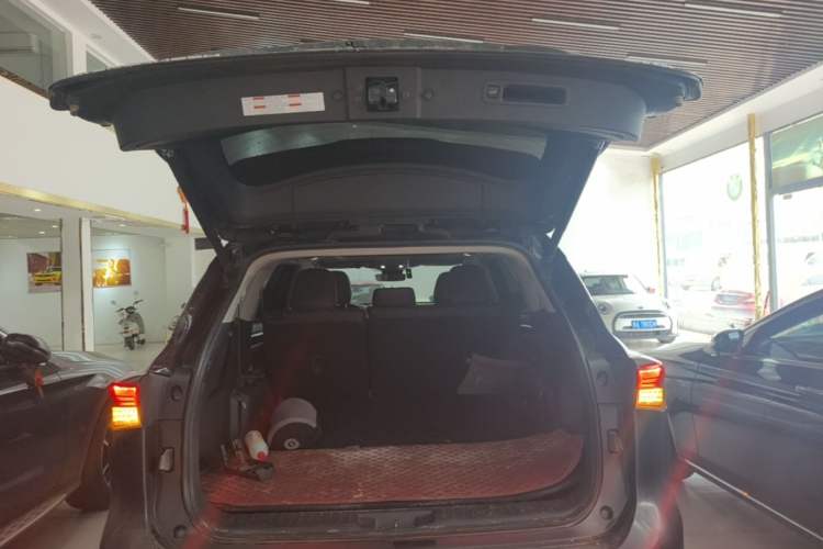 Used Toyota Highlander 2023 2.5L Smart Electric Hybrid Dual-Engine Four-Wheel Drive Prestige Version – 7 Seats
