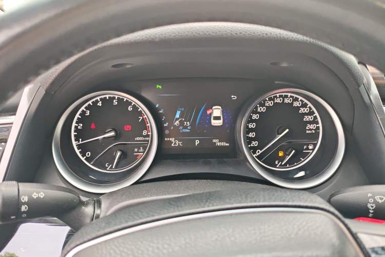 Used Toyota Camry 2018 2.0G Luxury Edition Instrument Cluster