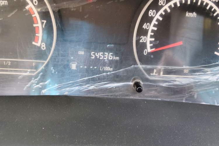 Used Geely Auto Ocean 2012 Energy-Saving Edition 1.5L Manual SuperDelight Model Odometer Close Up