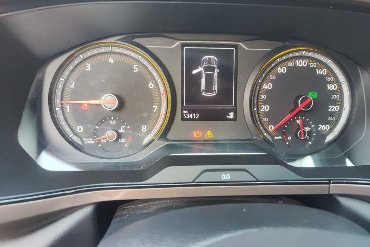 Used Volkswagen Tharu 2020 280TSI Two-Wheel Drive Luxury Plus Version China VI Standard
