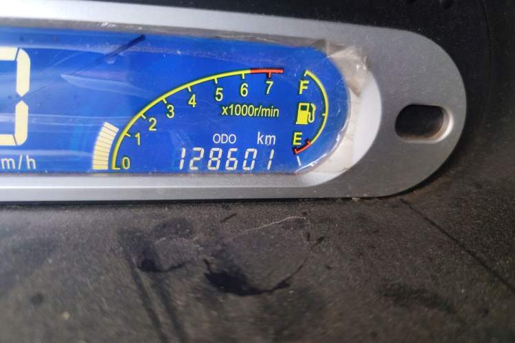 Used Chery QQ3 2012 Fashion Edition 1.0L Manual Champion Version