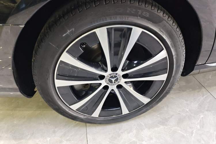 Used Mercedes-Benz E-Class New Energy 2023 E 350 e L Plug-in Hybrid Sports Sedan