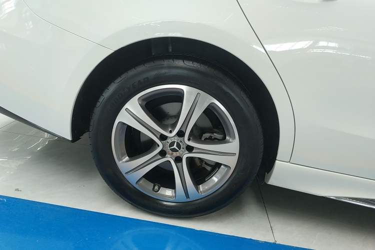 Used Mercedes-Benz C-Class 2022 Restyled C 200 L Sport Edition Exterior 5