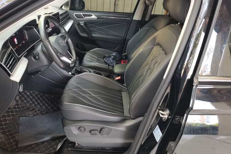 Used Volkswagen Tiguan L 2024 300TSI Automatic Two-Wheel Drive Smart Edition