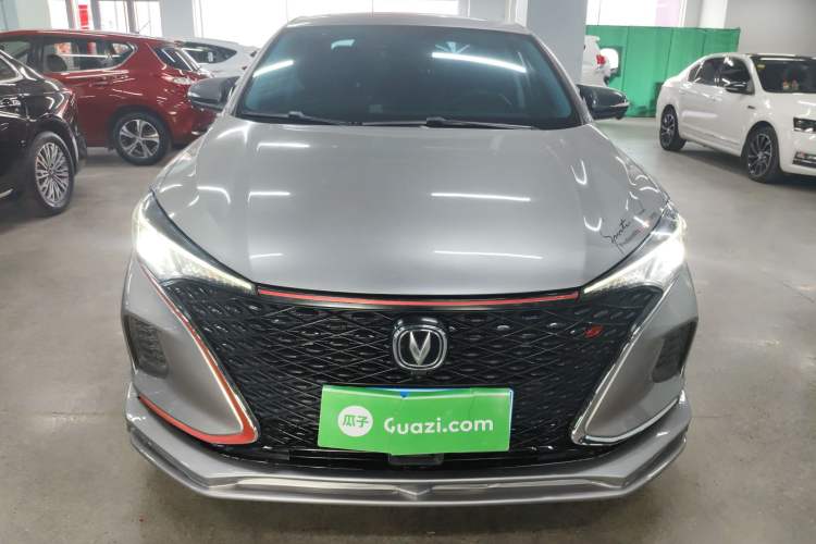 Used CHANGAN Eado 2020 PLUS Blue Whale NE 1.4T GDI DCT Flagship Model Front