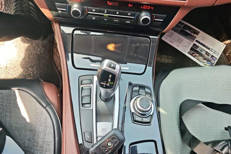 Used BMW 5 Series 2014 520Li Elegant Model