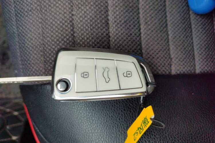 Used JAC Group Refine S2 2017 1.5L Manual Luxury Model
